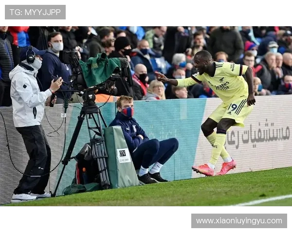 萨顿豪言阿森纳无人能敌曼城利物浦只能为第二名死拼