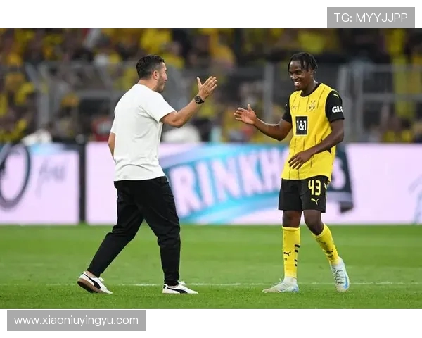 吉滕斯精彩表现引领全场 切尔西防线漏洞再度显现